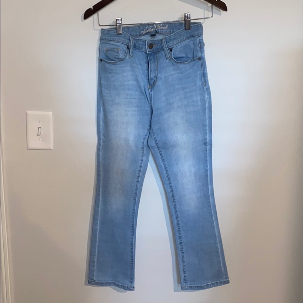 Universal Thread size 2 / 26 jeans